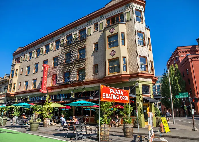 Mcmenamins Crystal Hotel