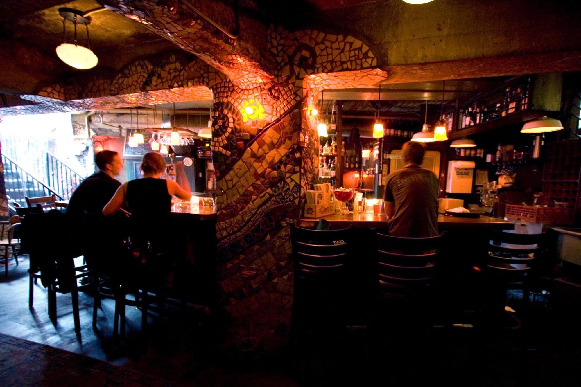 Mcmenamins Crystal Hotel